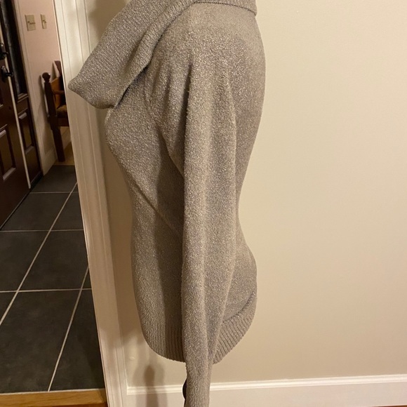 Sparkly cowl neck cache sweater - Picture 3 of 13